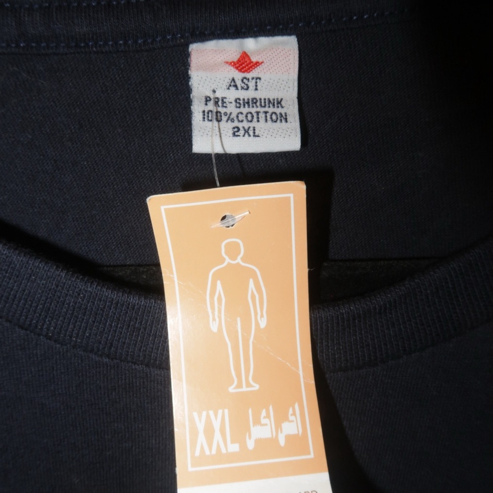 Abu Dhabi Graphic Tee - Black - Picture 3 of 3